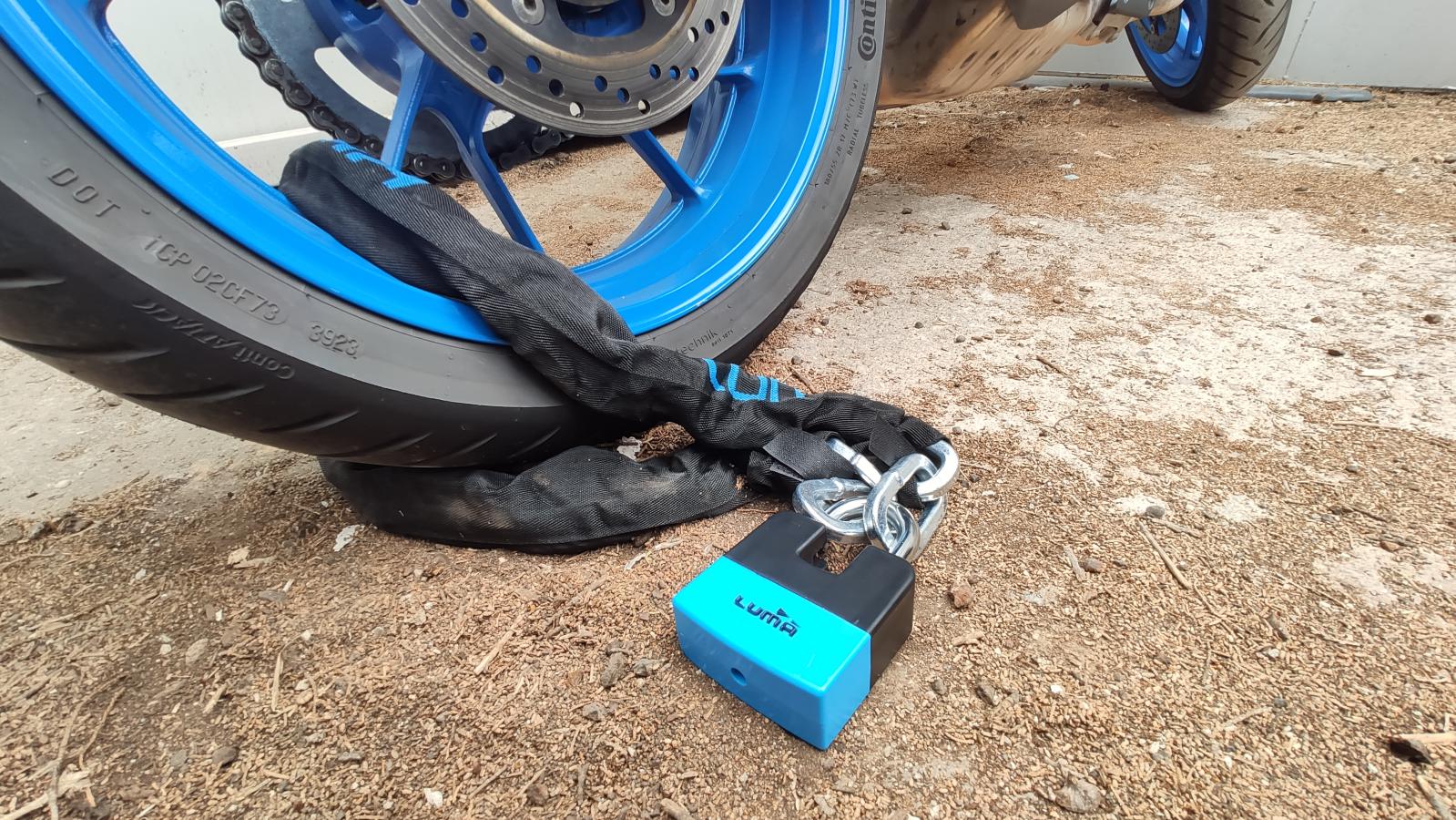 Αλυσίδα με λουκέτο 28 και κουλούρα 995